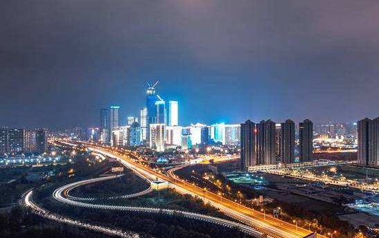 共同維護(hù)經(jīng)濟(jì)全球化 攜手應(yīng)對(duì)經(jīng)濟(jì)下行壓力