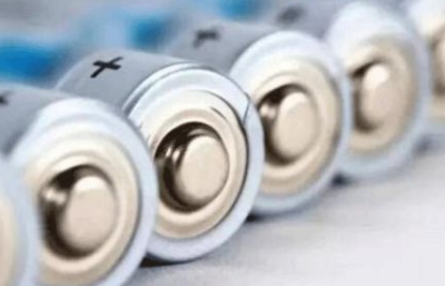 動(dòng)力電池陷入至暗時(shí)刻 明年下半年或迎來(lái)“滿(mǎn)格”復(fù)活